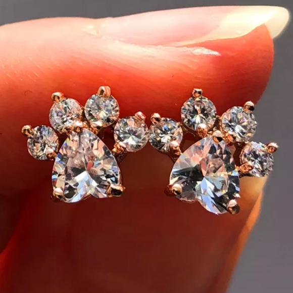Jewelry - NEW 18k Rose Gold Diamond Paw Print Earrings